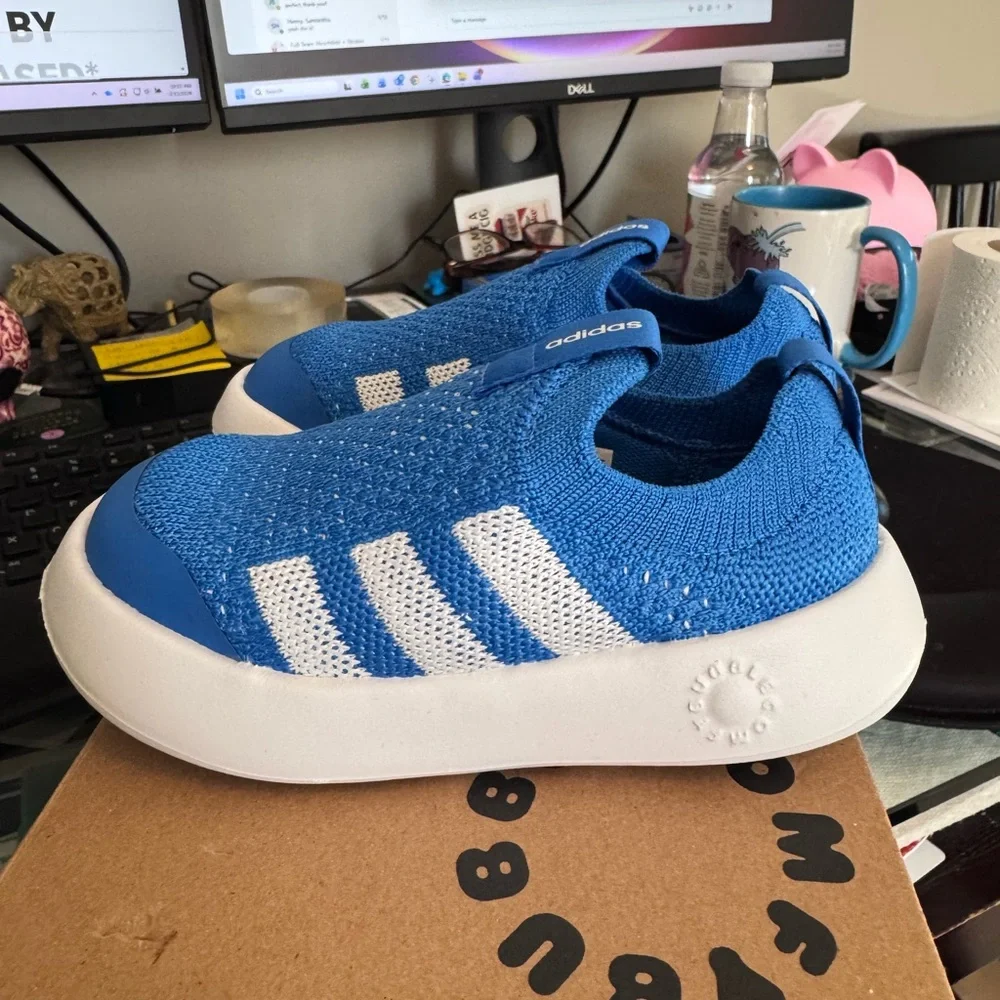 NWOT Adidas bubble comfy sneaker in powder blue - Picture 3 of 6